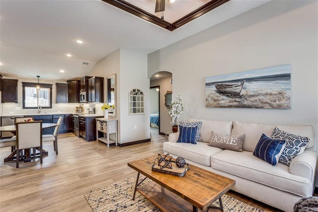 For Sale: 320 N Warren Ave Unit 401, Rose Hill KS